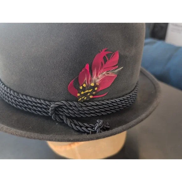 Cartier Charcoal Fedora with Crimson Detail - Picture 2 of 9